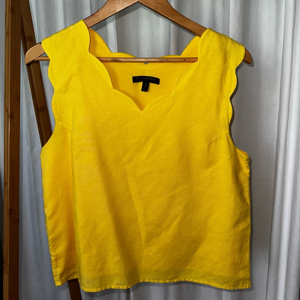 Banana Republic Factory Yellow Scallop Linen Cotton Tank Top, Size S